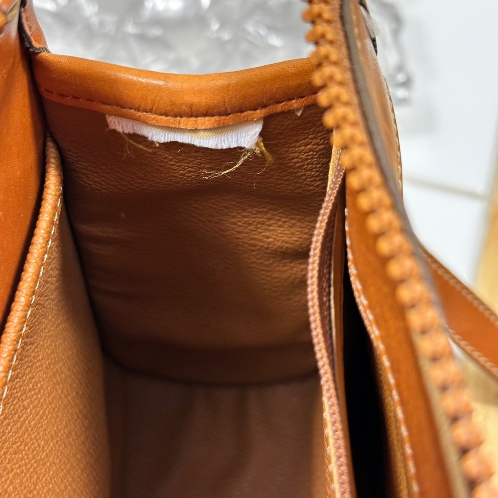 Dooney & Bourke Crossbody Bag Women Small White Tan Leather Vintage Excellent - Picture 14 of 15